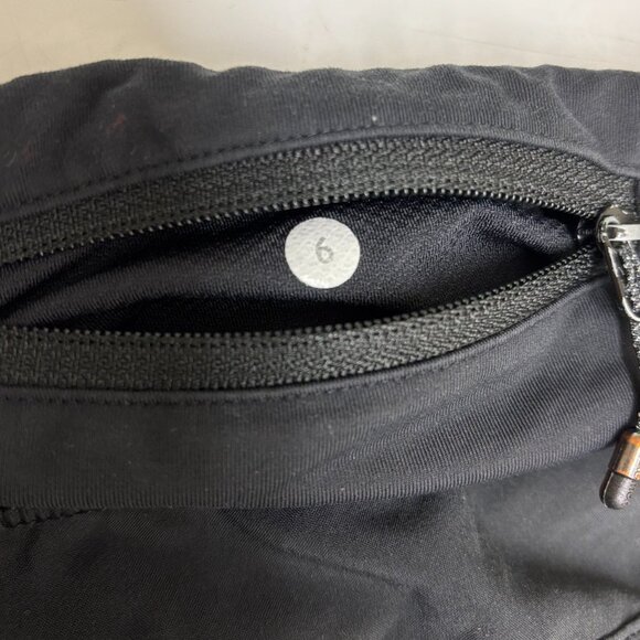 Lululemon Athletica Black Speed Up Shorts - Picture 4 of 6